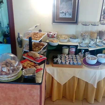 Astoria Lido Hotel 3*